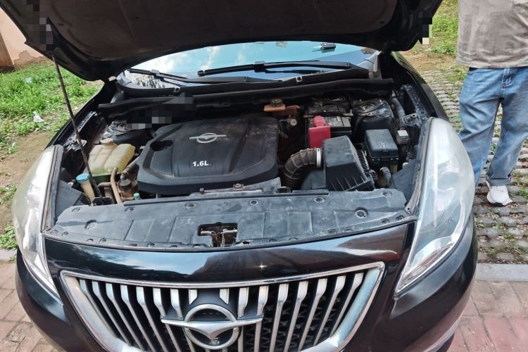 Used Haima Fumei 2016 1.6L Manual Prestige Model Upgrade Engine Bay