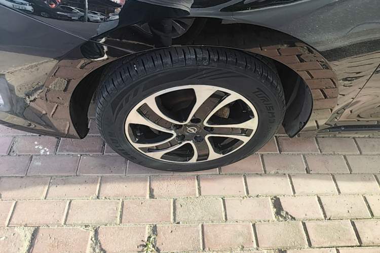 Used Haima Fumei 2016 1.6L Manual Prestige Model Upgrade Exterior 4