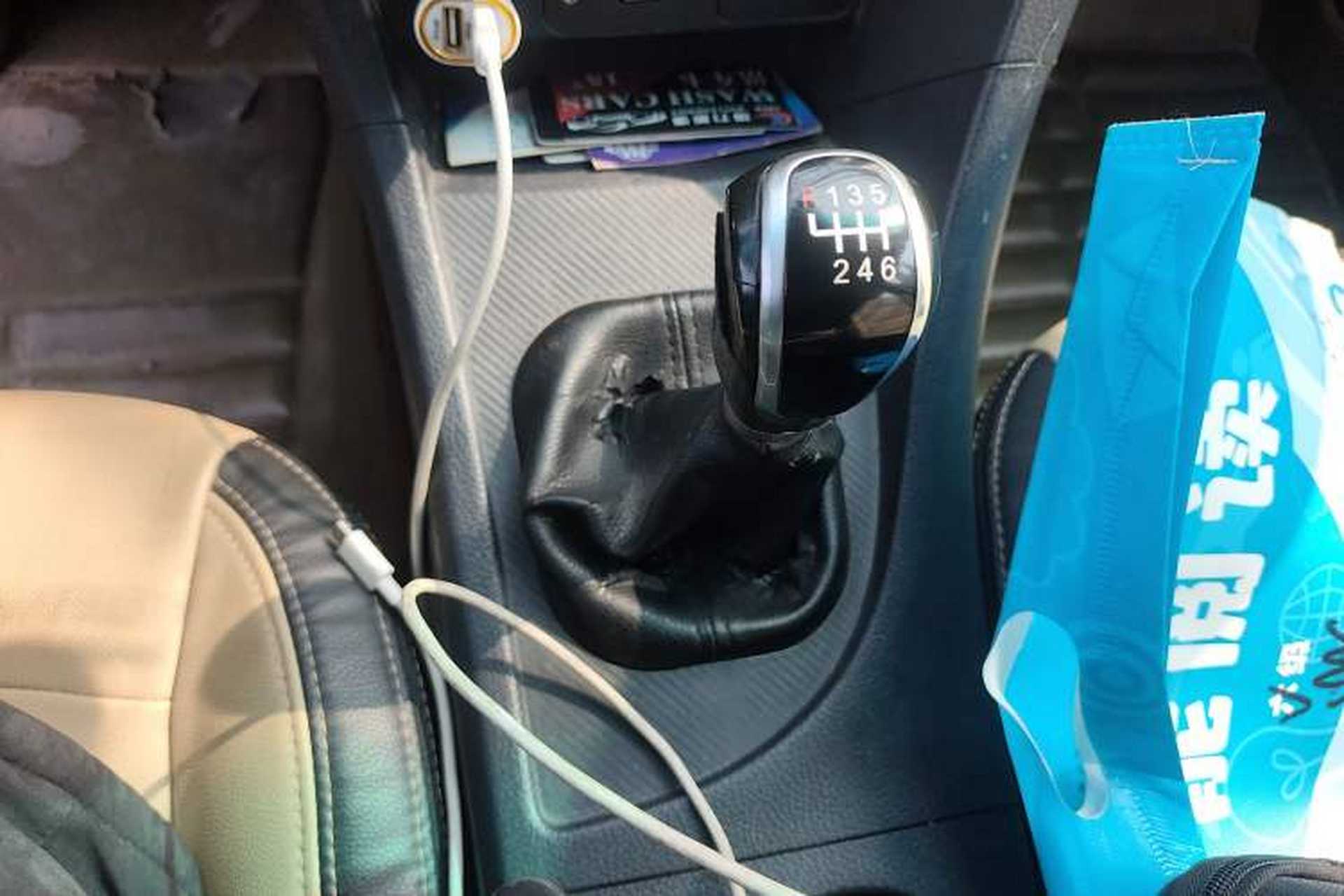 Used Haima Fumei 2016 1.6L Manual Prestige Model Upgrade Gear Lever