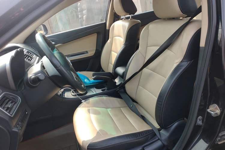Used Haima Fumei 2016 1.6L Manual Prestige Model Upgrade Left Front Seat