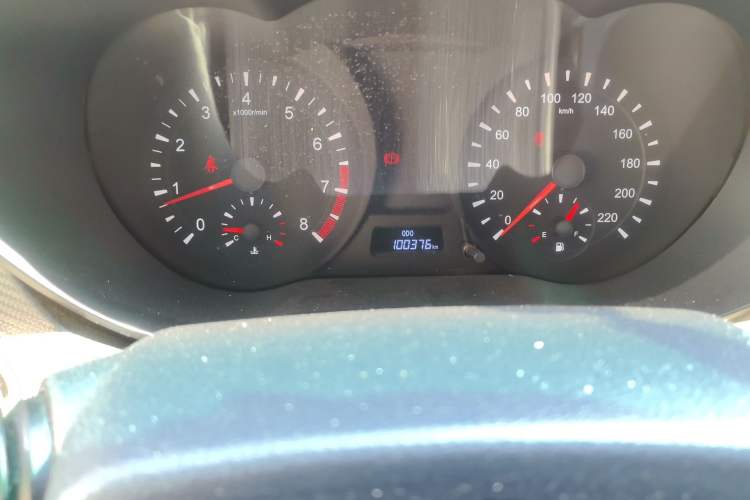 Used Haima Fumei 2016 1.6L Manual Prestige Model Upgrade Odometer Close Up
