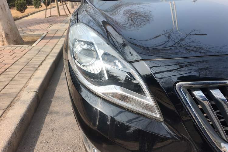 Used Haima Fumei 2016 1.6L Manual Prestige Model Upgrade Right Front Headlight