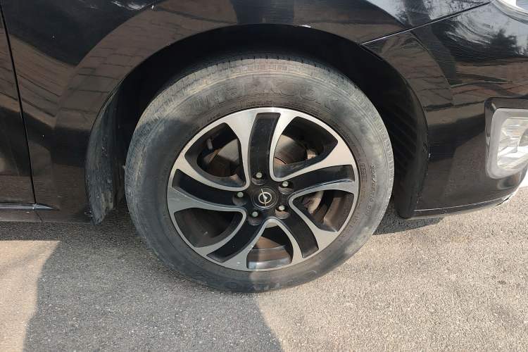 Used Haima Fumei 2016 1.6L Manual Prestige Model Upgrade Right Front Wheel Hub