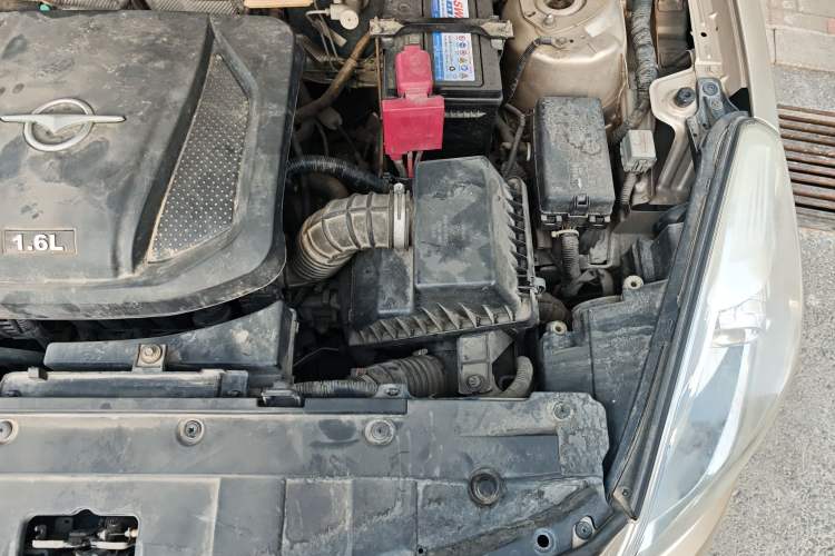 Used Haima Fumei 2016 1.6L Manual Prestige Model Upgrade Engine Bay Left