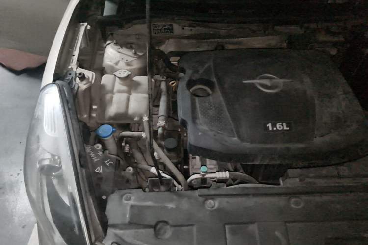 Used Haima Fumei 2016 1.6L Manual Prestige Model Upgrade Engine Bay Right