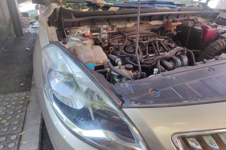 Used Haima Fumei 2016 1.6L Manual Prestige Model Upgrade Engine Bay Right