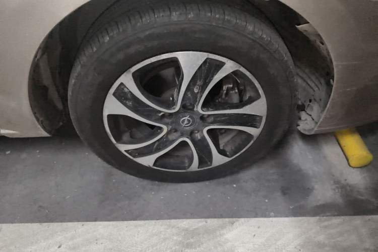 Used Haima Fumei 2016 1.6L Manual Prestige Model Upgrade Right Front Wheel Hub