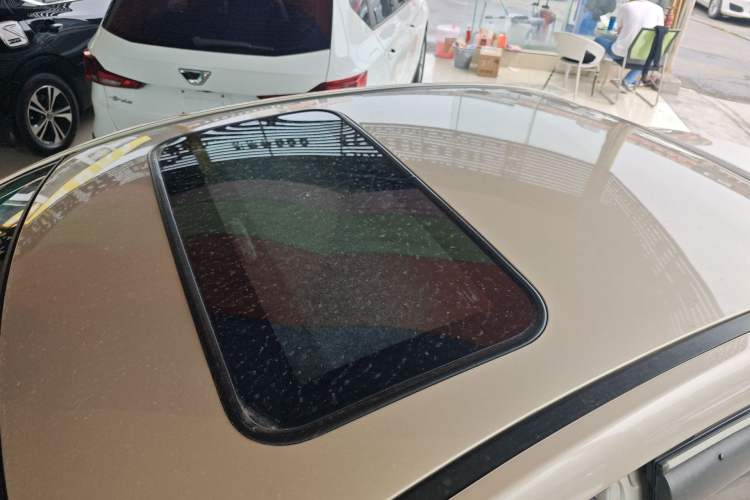 Used Haima Fumei 2016 1.6L Manual Prestige Model Upgrade Roof