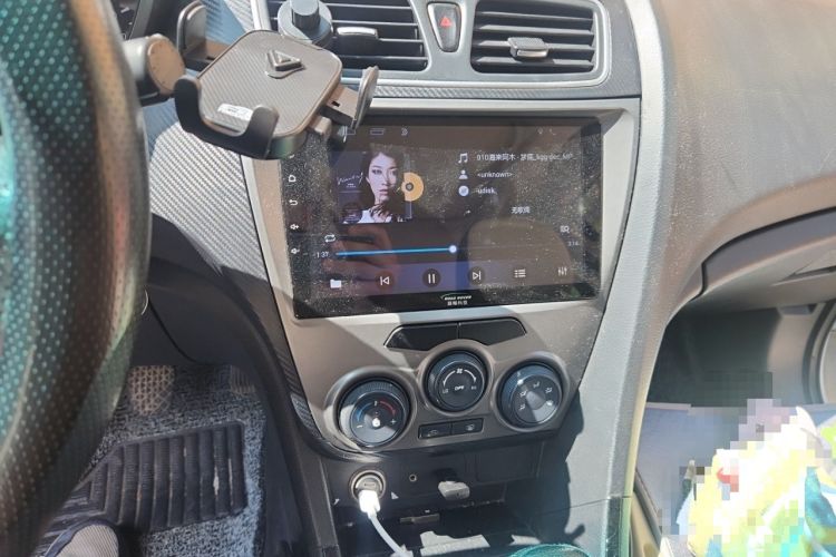Used Haima Fumei 2016 1.6L Manual Prestige Model Upgrade Audio And AC Panel