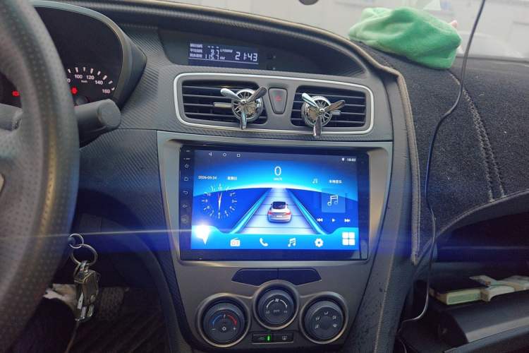 Used Haima Fumei 2016 1.6L Manual Prestige Model Upgrade Audio And AC Panel