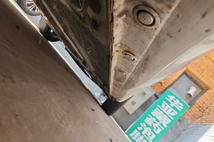 Used Haima Fumei 2016 1.6L Manual Prestige Model Upgrade Chassis Rear Right