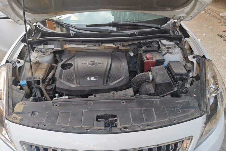 Used Haima Fumei 2016 1.6L Manual Prestige Model Upgrade Engine Bay