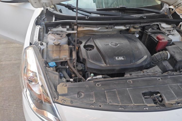 Used Haima Fumei 2016 1.6L Manual Prestige Model Upgrade Engine Bay Right