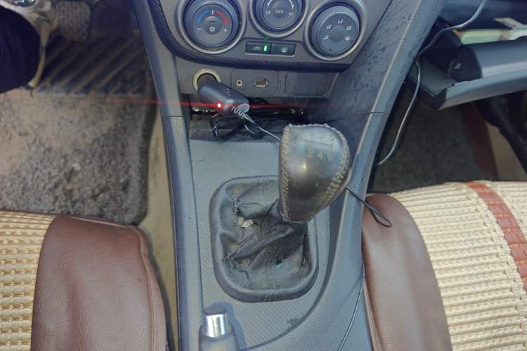 Used Haima Fumei 2016 1.6L Manual Prestige Model Upgrade Gear Lever