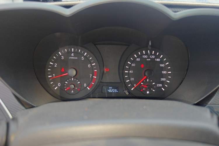 Used Haima Fumei 2016 1.6L Manual Prestige Model Upgrade Instrument Cluster