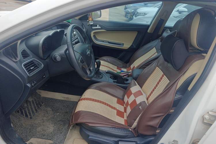 Used Haima Fumei 2016 1.6L Manual Prestige Model Upgrade Left Front Seat