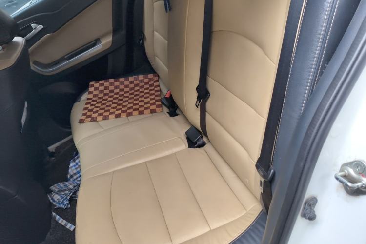 Used Haima Fumei 2016 1.6L Manual Prestige Model Upgrade Left Rear Seat