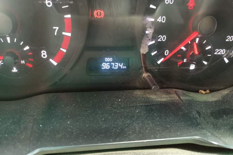 Used Haima Fumei 2016 1.6L Manual Prestige Model Upgrade Odometer Close Up