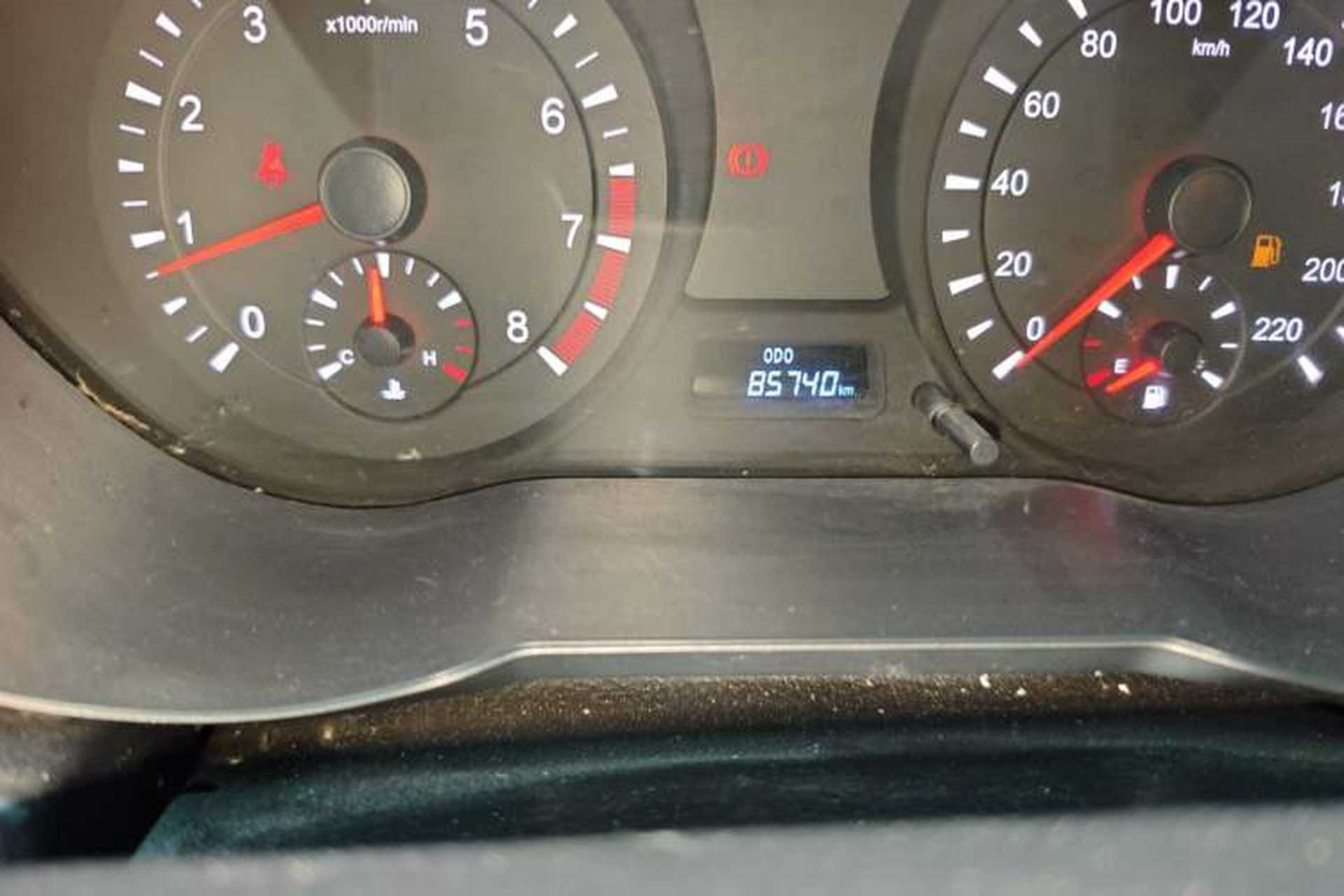 Used Haima Fumei 2016 1.6L Manual Prestige Model Upgrade Odometer Close Up