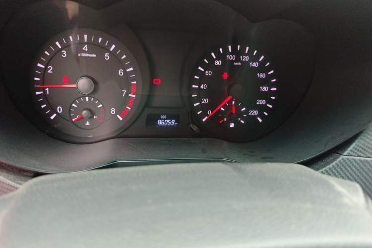 Used Haima Fumei 2016 1.6L Manual Prestige Model Upgrade Odometer Close Up