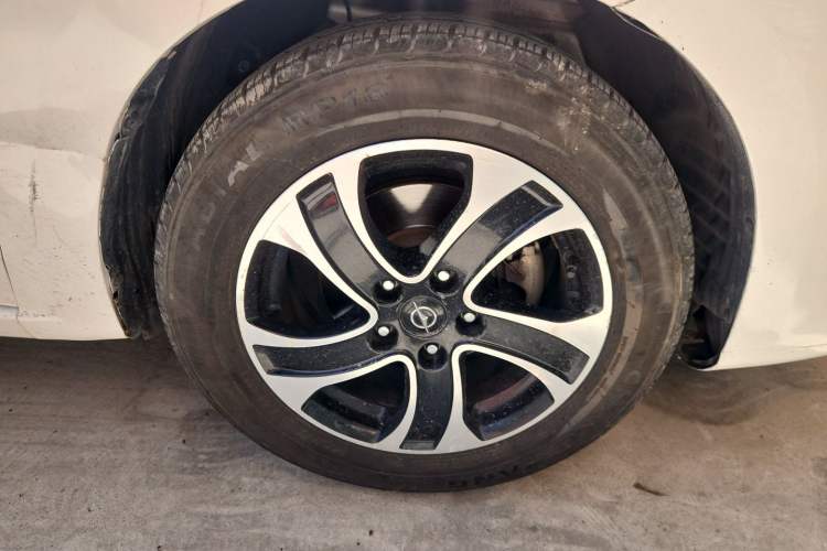 Used Haima Fumei 2016 1.6L Manual Prestige Model Upgrade Right Front Wheel Hub