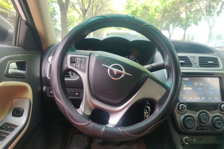 Used Haima Fumei 2016 1.6L Manual Prestige Model Upgrade Steering Wheel