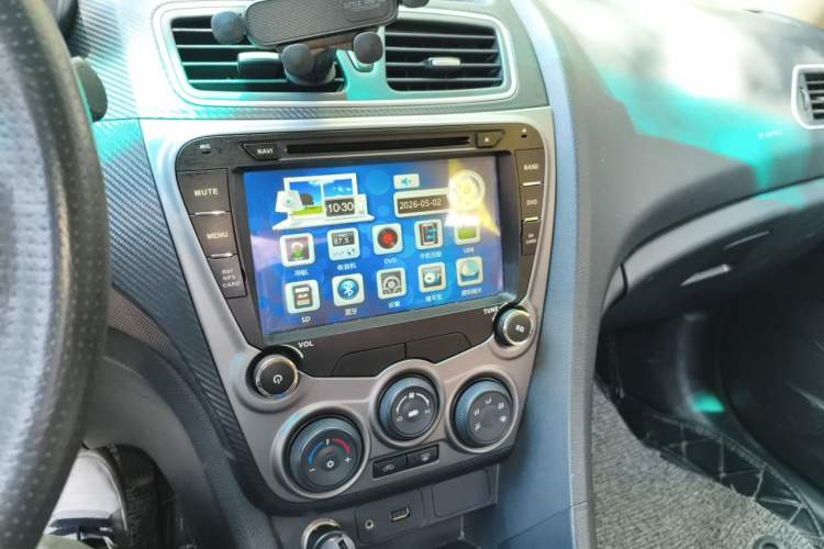 Used Haima Fumei 2016 1.6L Manual Prestige Model Upgrade Audio And AC Panel