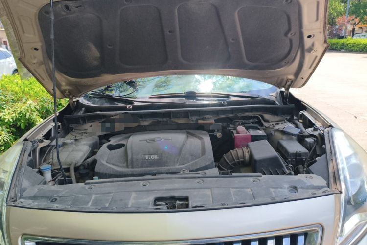 Used Haima Fumei 2016 1.6L Manual Prestige Model Upgrade Engine Bay