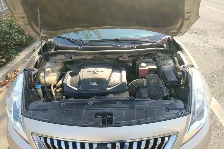 Used Haima Fumei 2016 1.6L Manual Prestige Model Upgrade Engine Bay