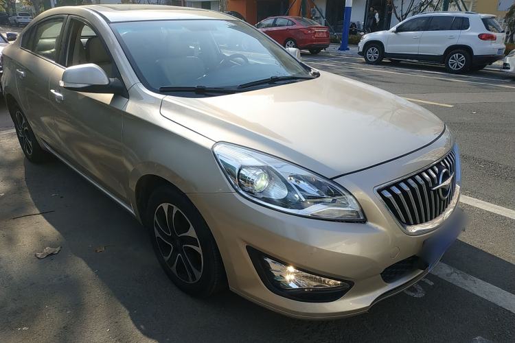 Used Haima Fumei 2016 1.6L Manual Prestige Model Upgrade Front Right 45 Deg