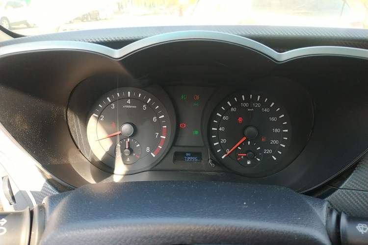 Used Haima Fumei 2016 1.6L Manual Prestige Model Upgrade Instrument Cluster