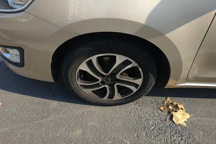 Used Haima Fumei 2016 1.6L Manual Prestige Model Upgrade Left Front Wheel Hub