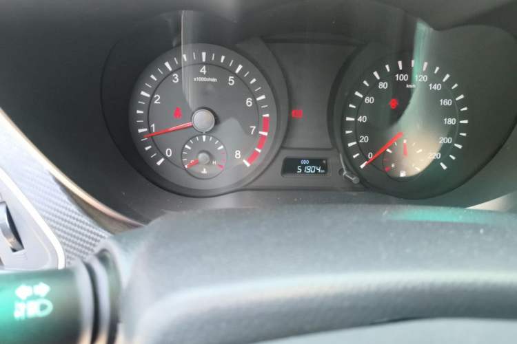 Used Haima Fumei 2016 1.6L Manual Prestige Model Upgrade Odometer Close Up
