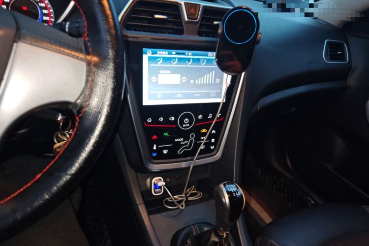 Used Haima Fumei 2017 1.6L Manual Luxury Model Audio And AC Panel