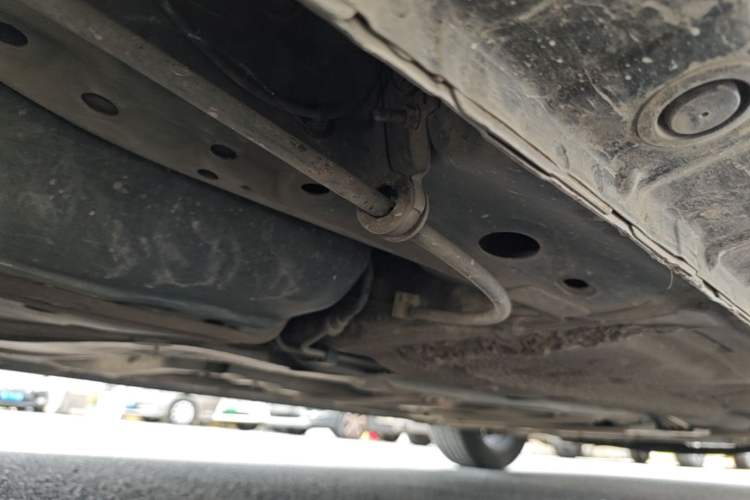 Used Haima Fumei 2017 1.6L Manual Comfort Model Chassis Rear Right