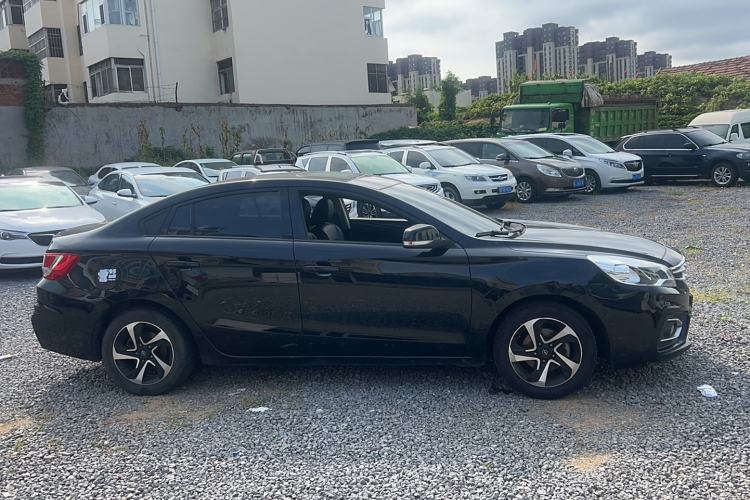 Used Haima Fumei 2017 1.6L Manual Luxury Model Exterior 2