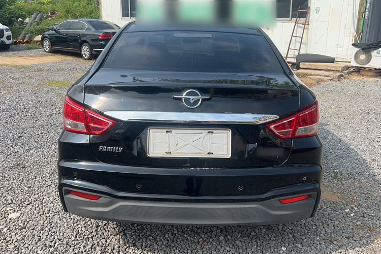 Used Haima Fumei 2017 1.6L Manual Luxury Model Exterior 4