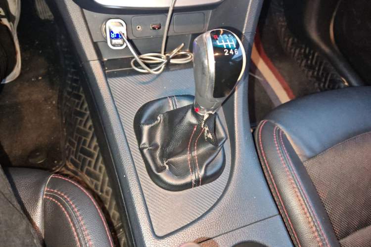 Used Haima Fumei 2017 1.6L Manual Luxury Model Gear Lever