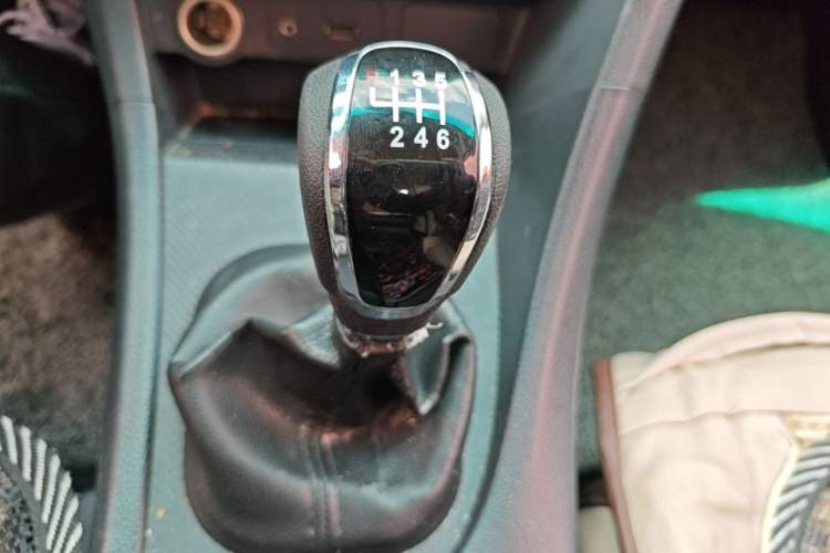 Used Haima Fumei 2017 1.6L Manual Comfort Model Gear Lever