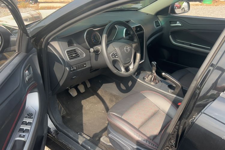 Used Haima Fumei 2017 1.6L Manual Luxury Model Interior 2