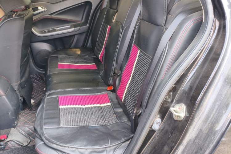 Used Haima Fumei 2017 1.6L Manual Luxury Model Left Rear Seat