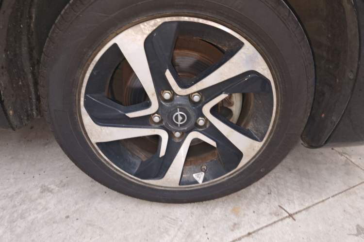 Used Haima Fumei 2017 1.6L Manual Luxury Model Right Front Wheel Hub
