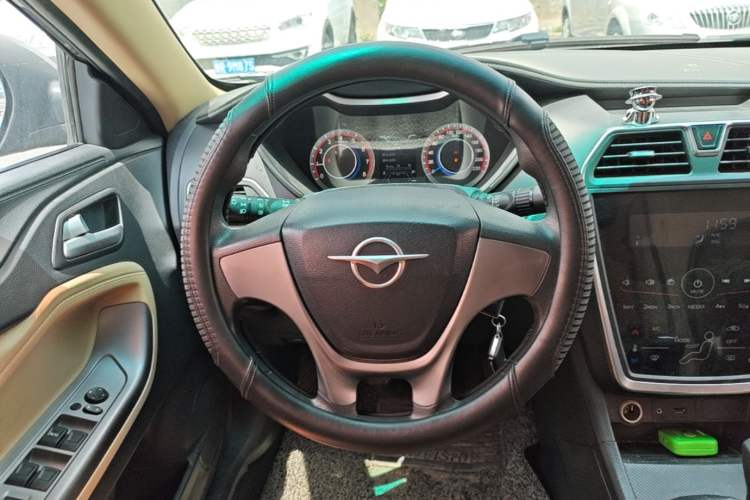 Used Haima Fumei 2017 1.6L Manual Comfort Model Steering Wheel