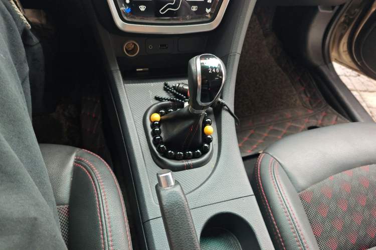 Used Haima Fumei 2017 1.6L Manual Luxury Model Gear Lever