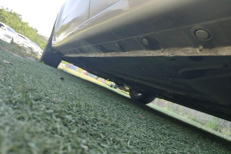 Used Haima Fumei 2017 1.6L Automatic Luxury Model Left Side Sill