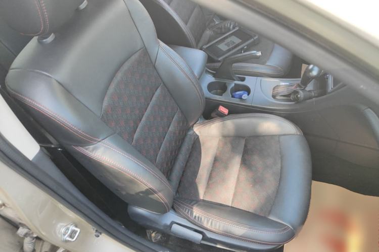 Used Haima Fumei 2017 1.6L Automatic Luxury Model Right Front Seat