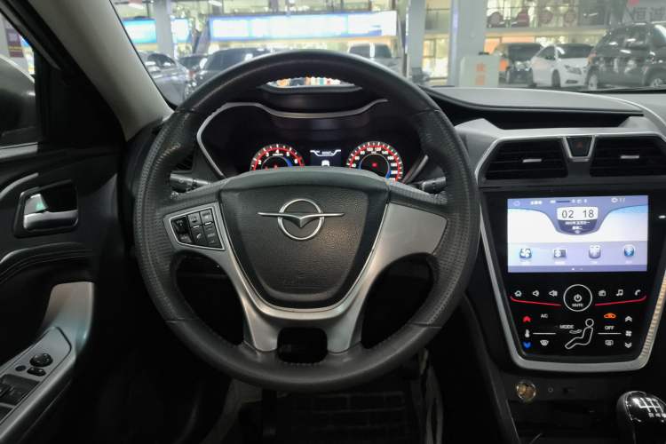 Used Haima Fumei 2017 1.6L Manual Luxury Model Steering Wheel