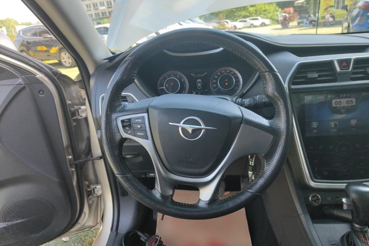 Used Haima Fumei 2017 1.6L Automatic Luxury Model Steering Wheel