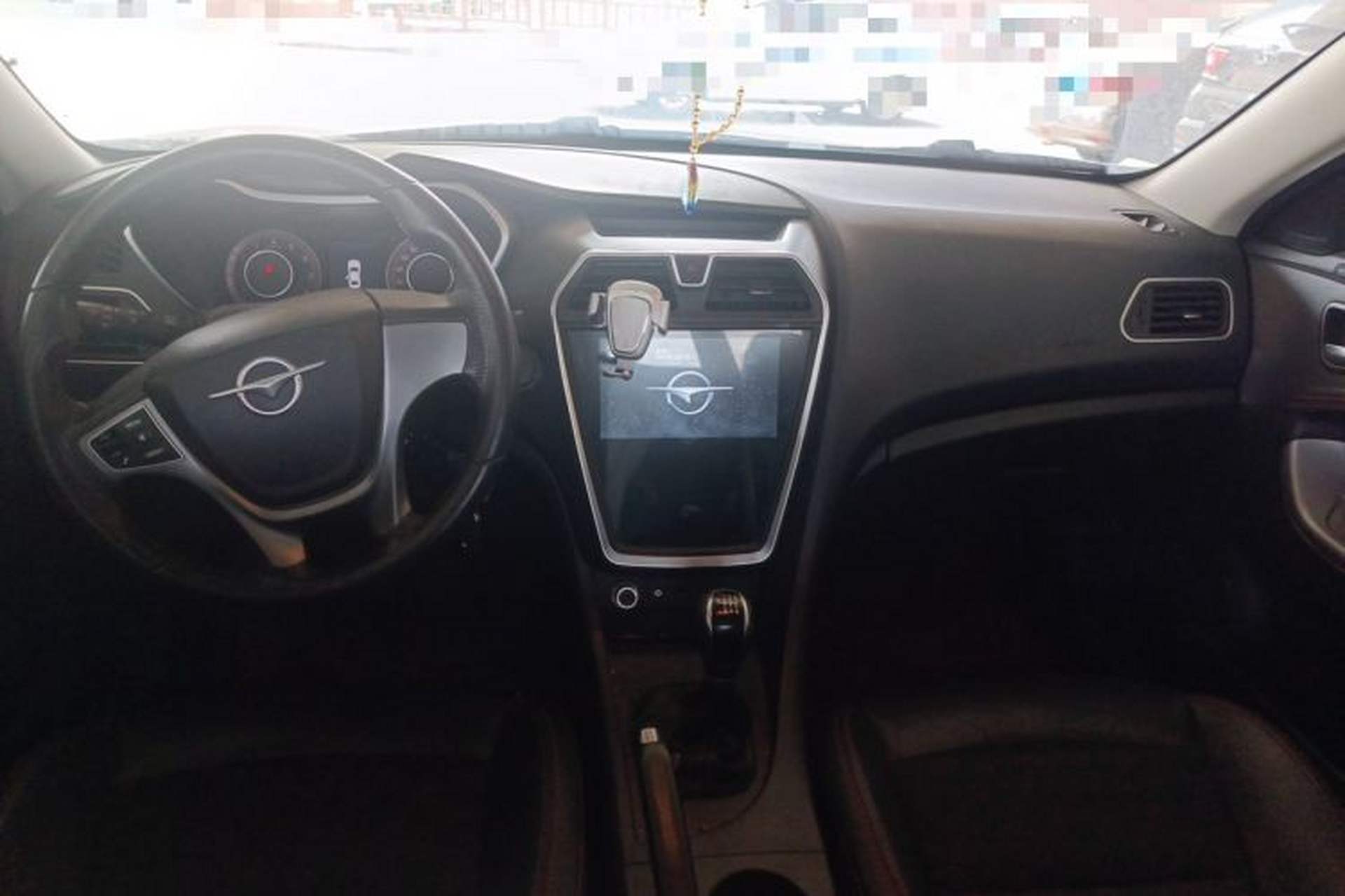 Used Haima Fumei 2017 1.6L Manual Luxury Model Center Console