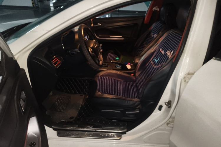 Used Haima Fumei 2017 1.6L Automatic Luxury Model Driver Seat